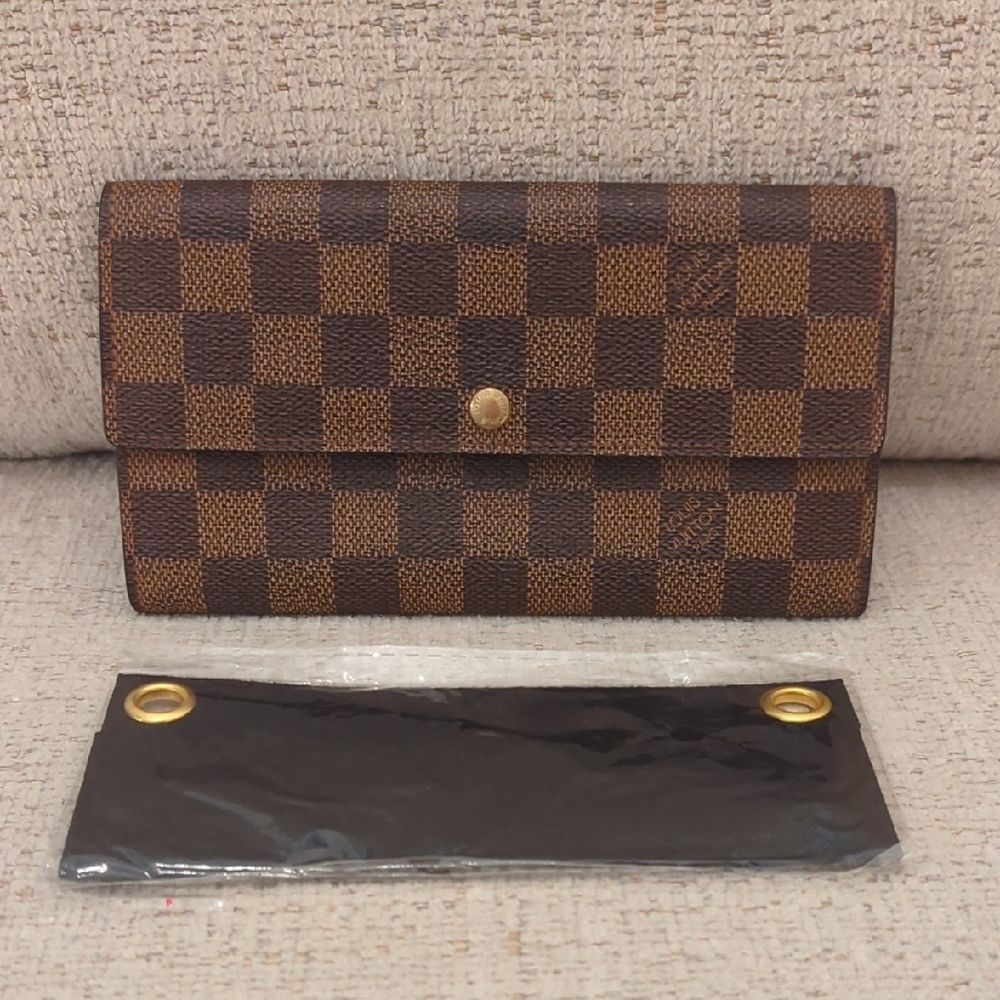 Louis Vuitton Damier Ebene Snap Long Wallet